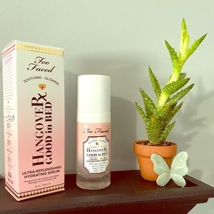 Too Faced Hydrating Serum
